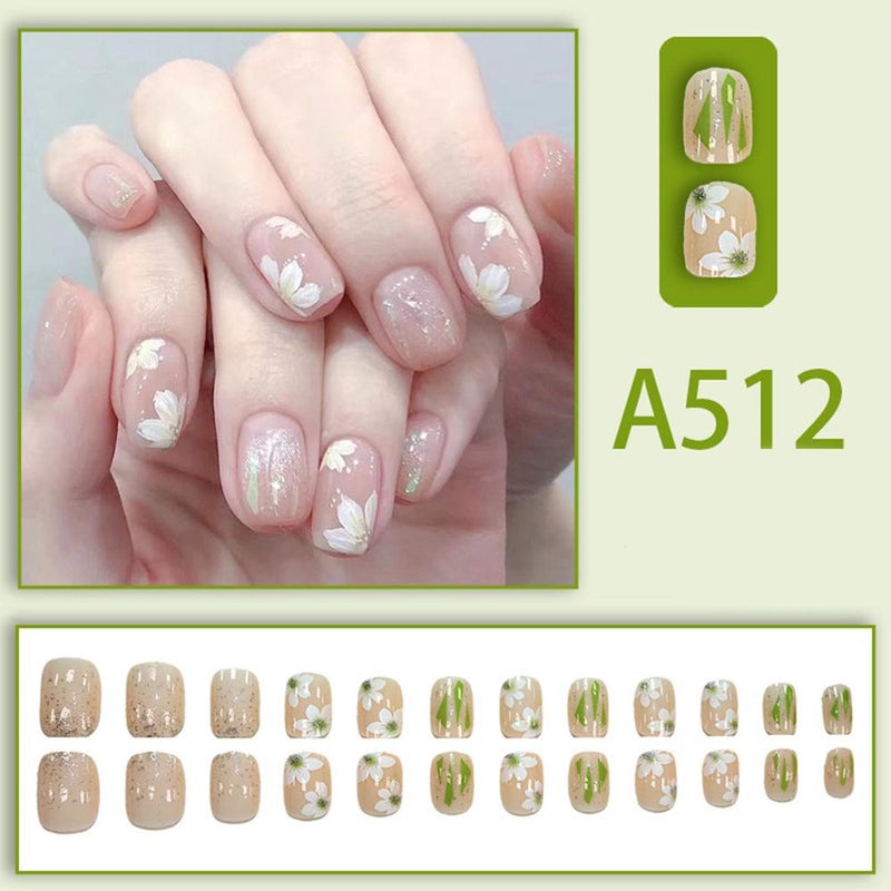 Wearable nails: Fresh, sheer, sweet, cool, and minimalist ready-made nail tips, false nail tips, jelly gel.